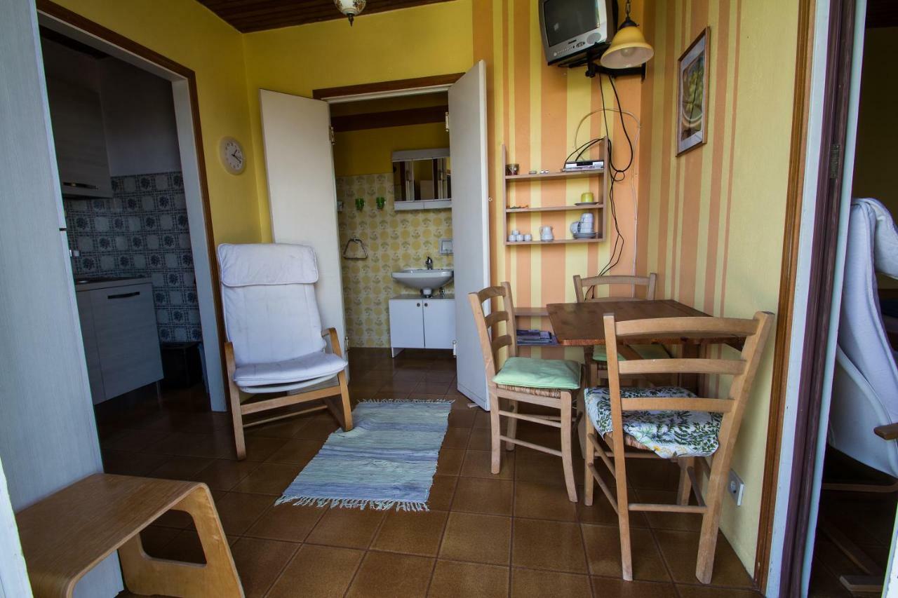 Villa Florida App Pelikan oben und App Sandpiper unten Pilzone Bagian luar foto